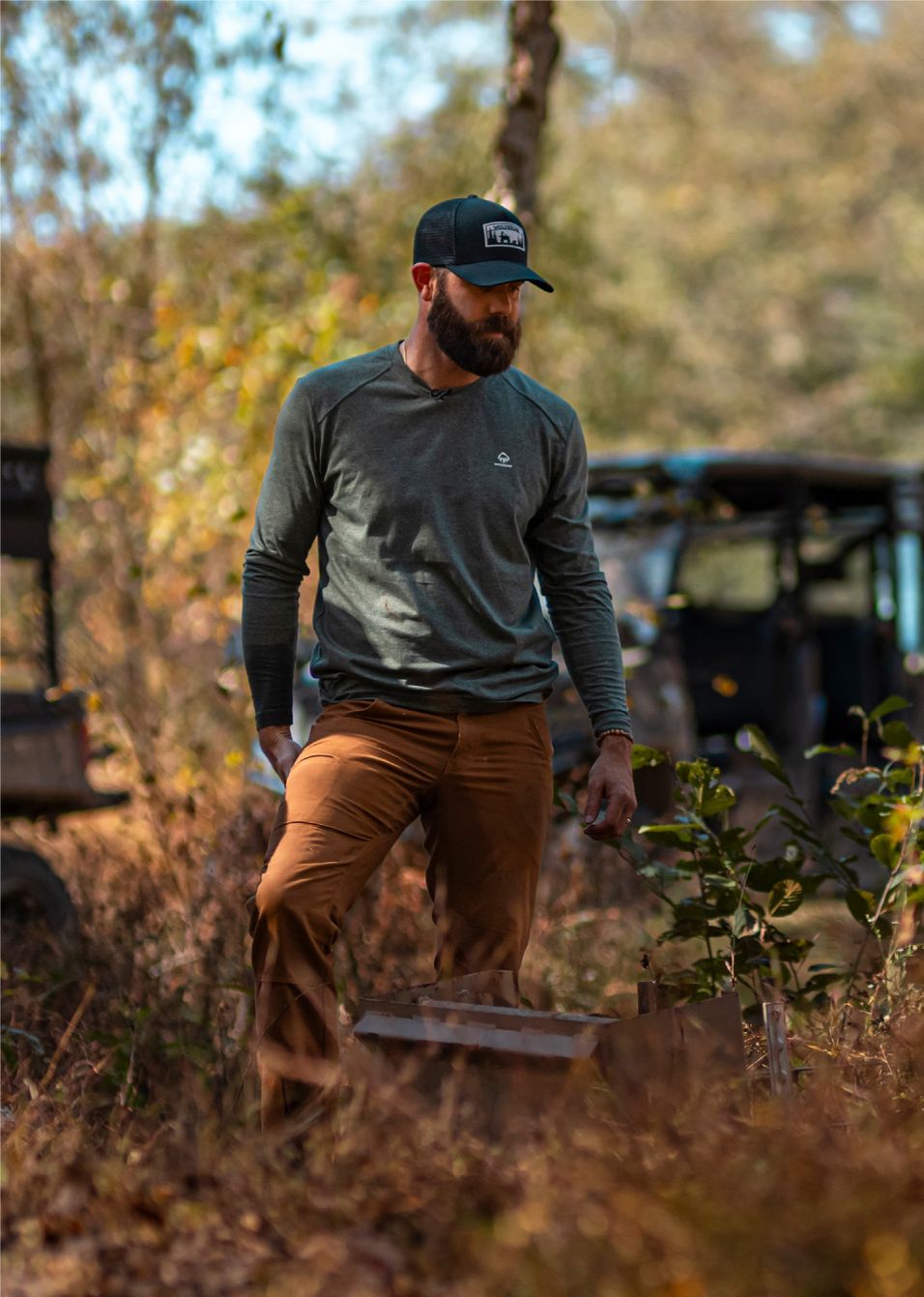 Jordan Davis standing in a field