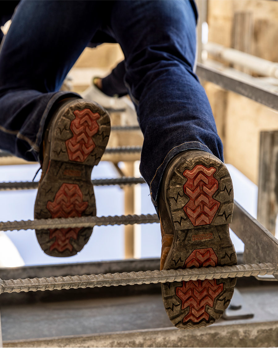 Men's Alpha ft Wolverine Infinity System 6